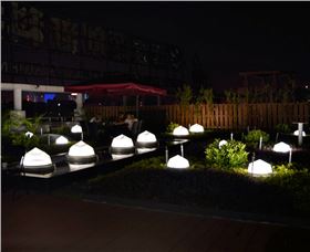 夜晚的導光管采光系統(tǒng)室外效果圖 夜晚的導光管采光系統(tǒng)室外效果圖