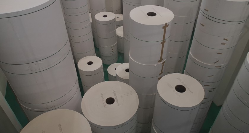 哪些行業(yè)使用牛皮紙？牛皮紙的生產(chǎn)技術有哪些流程？
